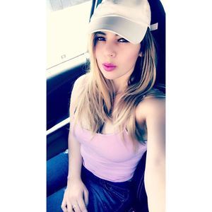 Meet your Posher, Magaly'